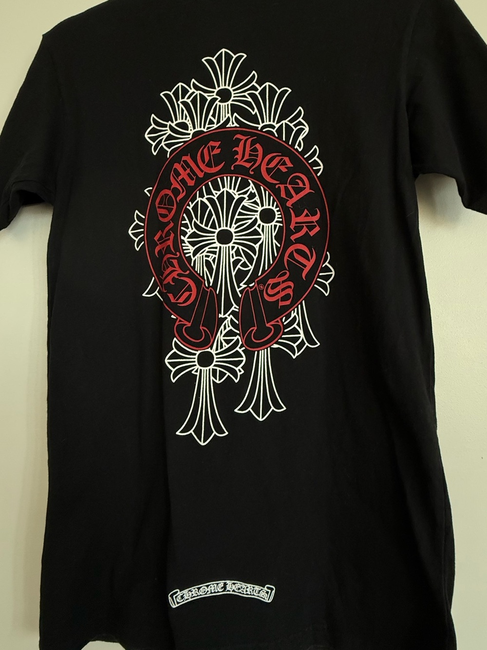 Chrome Hearts Red Horseshoe Cemetery Cross T-shirt CH - Picture 2 of 4